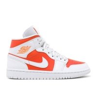 Кроссовки Wmns Air Jordan 1 Mid SE Bright Citrus, оранжевый Bright Citrus
