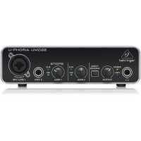 Аудиоинтерфейс Behringer UMC22