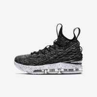 Баскетбольные кроссовки для школьников LeBron 15