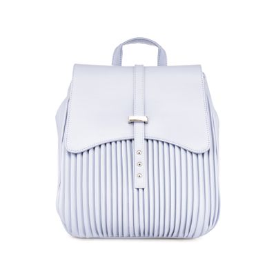 Instreet Рюкзак женский INSTREET CS-31BWC-008