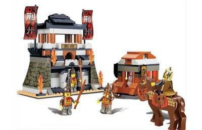 Sluban Конструктор Sluban Red Cliff ВОХ M38-B0263 (233 элемента) Г30870