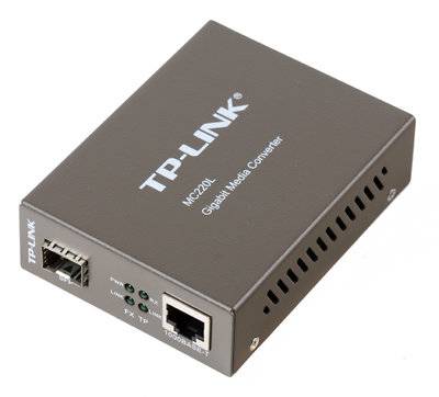 TP-LINK Медиаконвертер TP-LINK MC220L 1000M RJ45 to 1000M SFP MC220L (черный) MC220L
