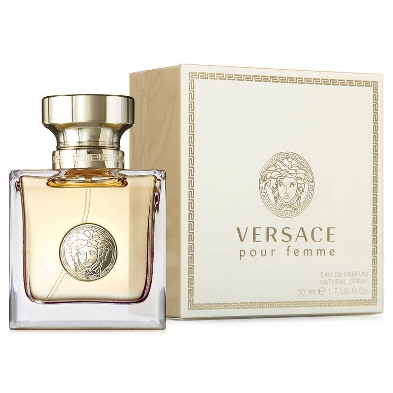 Аромат версаче женские описание. Versace pour femme. Версаче духи pour femme. Парфюмерная вода Versace Versace pour femme. Духи Версаче 50 мл.