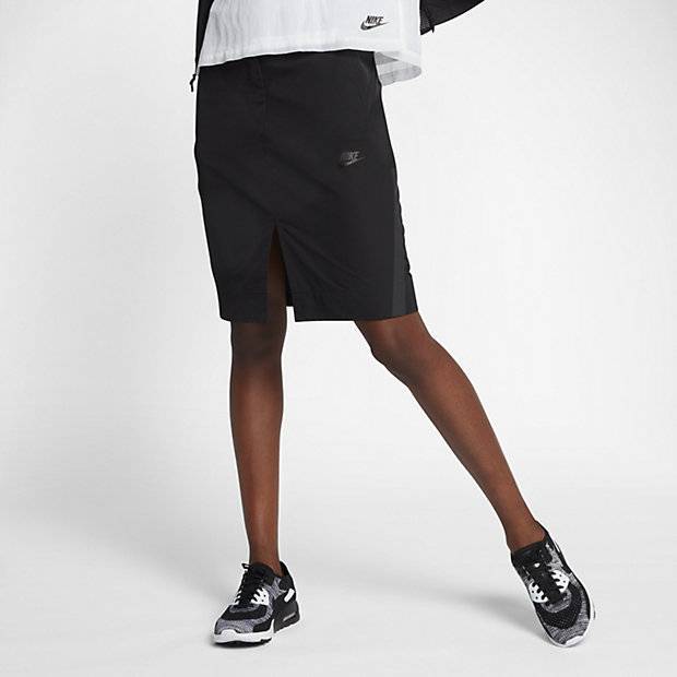 Шорты найк женские Nike Sportswear Tech