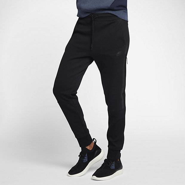 Nike Tech Fleece штаны черные